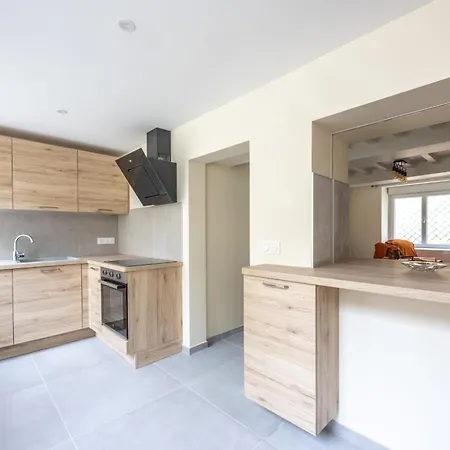 Holiday home Les Colibris Little House In The City-center Arromanches-les-Bains